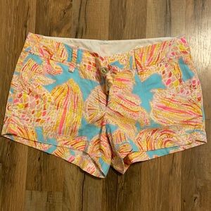 Lilly Pulitzer Walsh shorts size 6